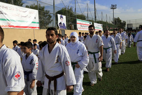 مهرجان رياضي كبير بملعب نادي العهد لمناسبة انتصار الثورة الايرانية 